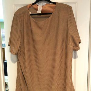 Jessica Howard Woman, Plus Sized Tunic top - 26W